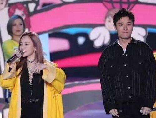 吃瓜博主娱乐圈直播,吃瓜博主带你揭秘明星幕后故事