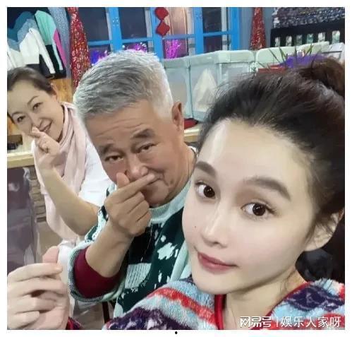 娱乐圈最火的吃瓜,揭秘明星背后的惊人真相！