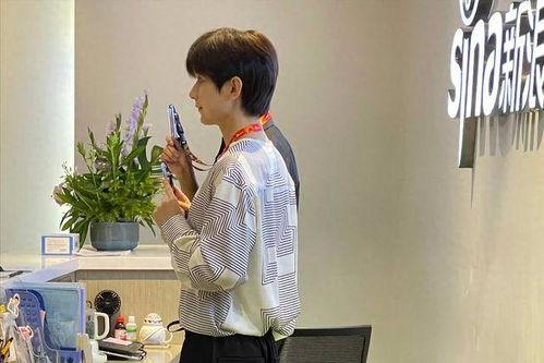 成毅吃瓜娱乐,揭秘娱乐圈幕后故事