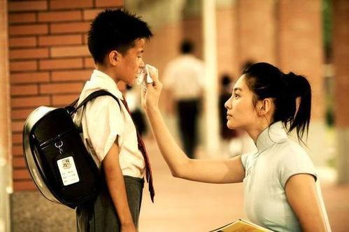 龙凤胎娱乐圈吃瓜